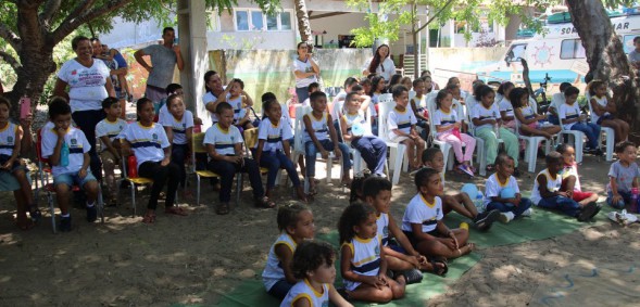 Projeto “Somos do Mar” conscientiza estudantes de Pacatuba sobre combate ao descarte de lixo nos oceanos