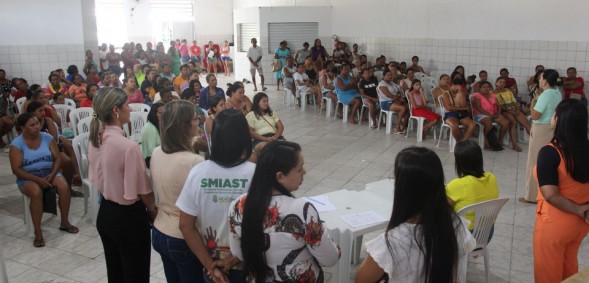 Prefeitura de Pacatuba distribui 400 cestas básicas para famílias em situação de vulnerabilidade