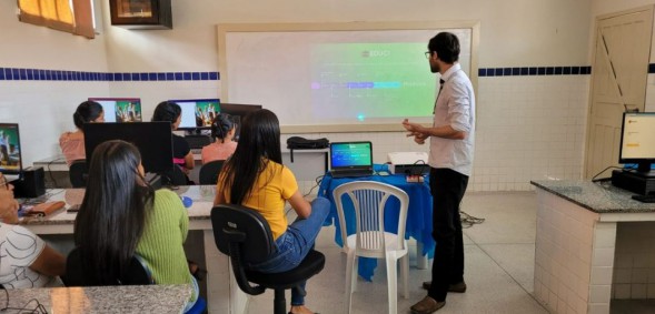 Professores da rede municipal passam por mais um treinamento do Diário Eletrônico